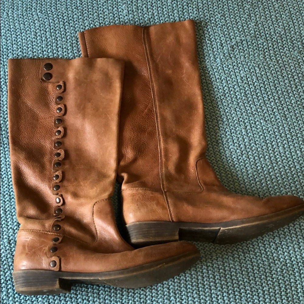 Nine West cognac leather slouchy boots